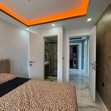 Life Villalari - Yeni Oezel Havuzlu Villa